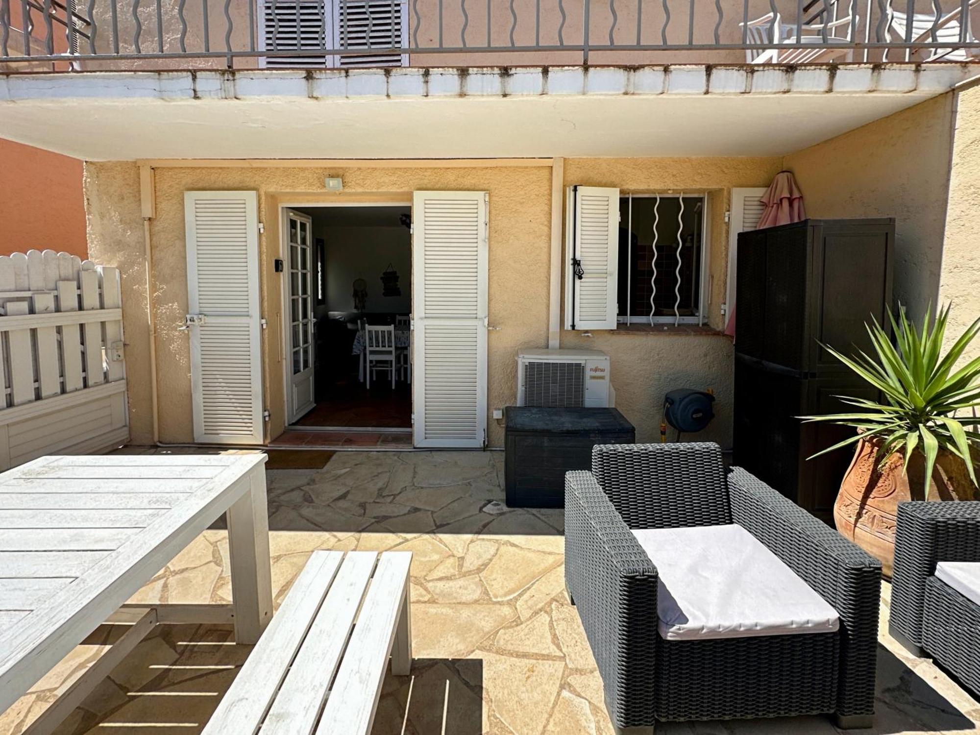 Superbe Emplacement , Terrasse Et Parking! Saint-Tropez Exterior photo